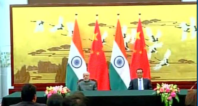 Pm Narendra Modi Holds Talks With Chinese Premier Li